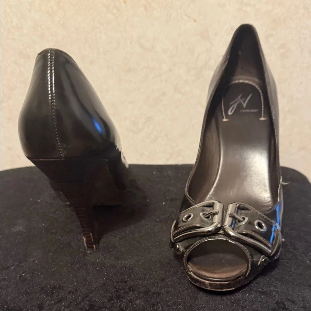 JV Boutique Black Heels with Buckle - Picture 2 of 4